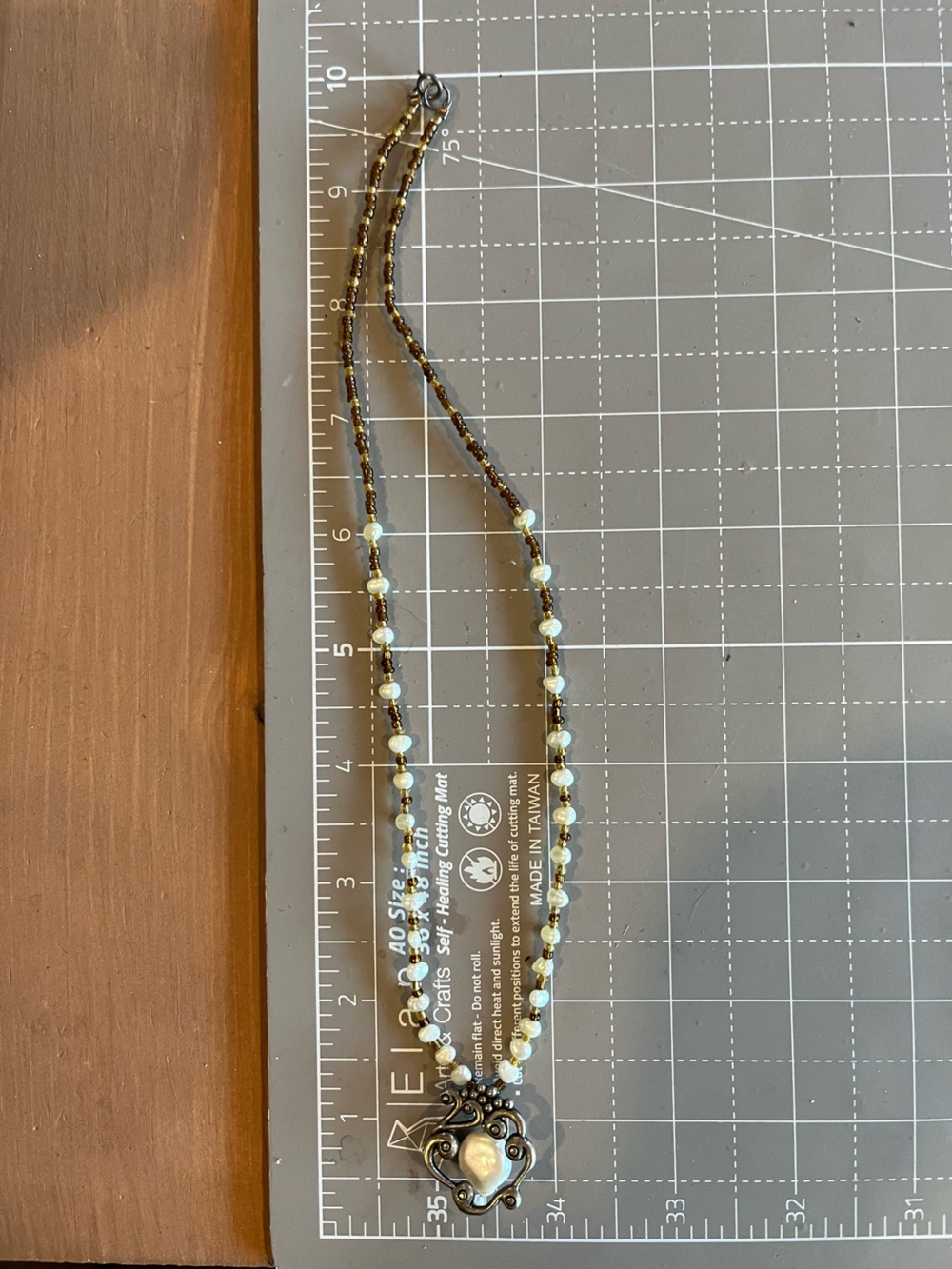 Pearl seed bead necklace with coin pearl accent handmade one of a kind like new